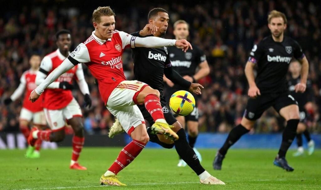 Soi Kèo West Ham United Vs Arsenal 22h30 10/05 - Vòng 36 Giải Ngoại Hạng Anh
